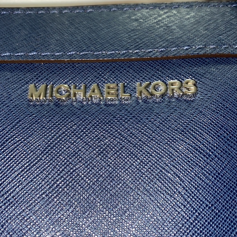 Michael Kors - Picture 2 of 13